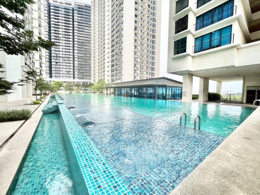 D 1-5Pax Cozy Home Trefoil Setia Alam 3Bed Wifi &Tv Shah Alam Setia City Mall Dış mekan fotoğraf